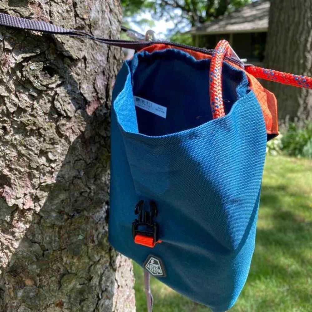 ARCADIA TRAIL DOG PACKABLE TIE OUT & LEASH - NEW 🎄🦮 - Picture 5 of 8